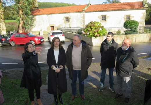 O alcalde e a vicepresidenta segunda da Xunta presentaron o proxecto de rehabilitación integral da Casa Reitoral de Montemaior